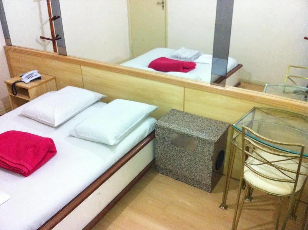 Oyo Girassol Carioca Hotell Rio de Janeiro Exteriör bild